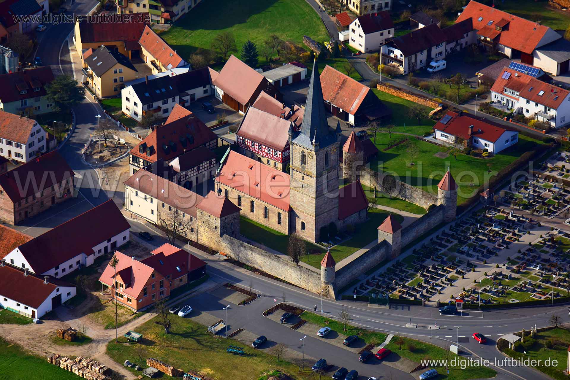Luftaufnahme Heßdorf in Erlangen | Mittelfranken, Bayern