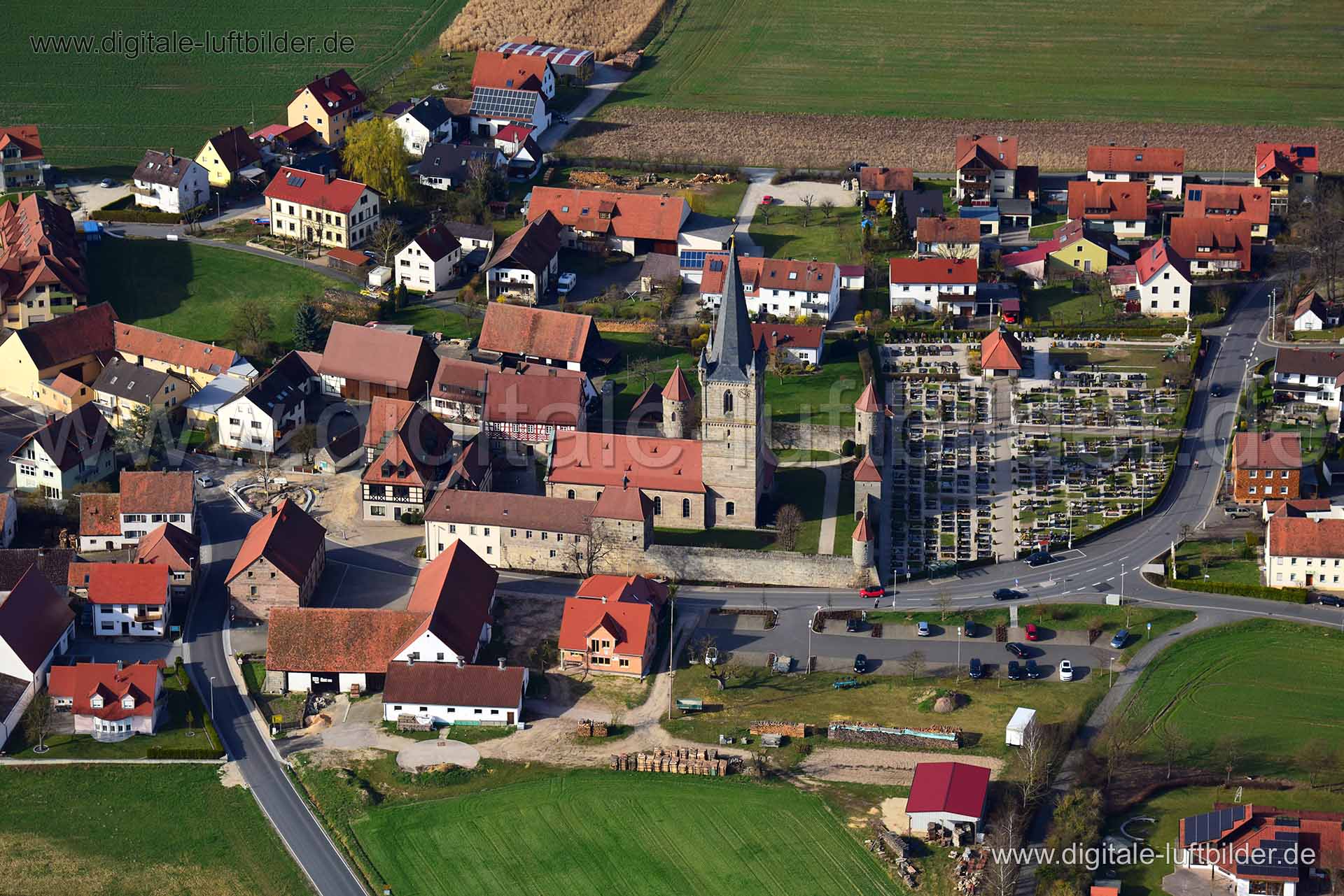 Luftaufnahme Heßdorf in Erlangen | Mittelfranken, Bayern