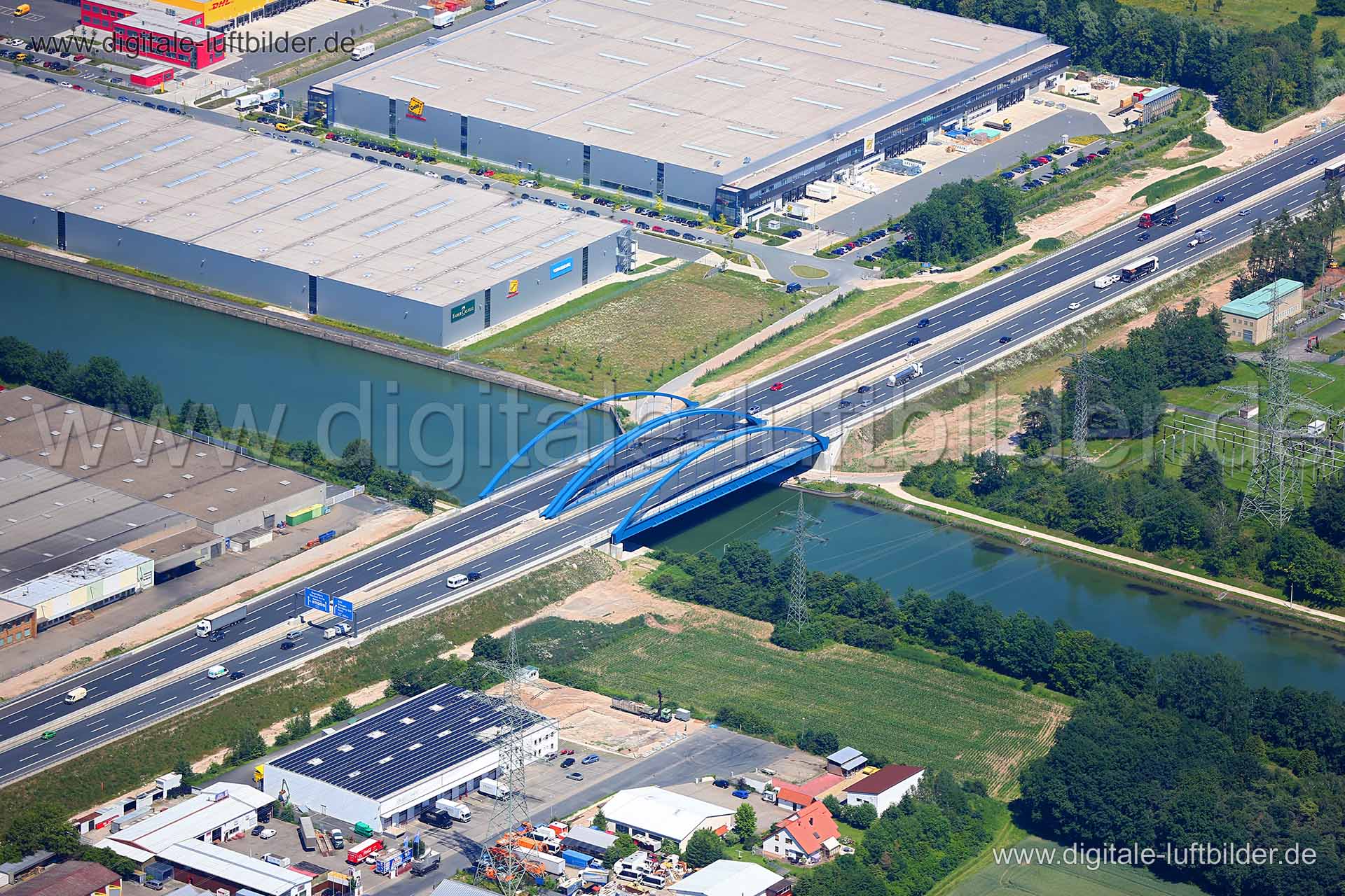 Luftaufnahme Main-Donau-Kanal in Erlangen | Mittelfranken, Bayern
