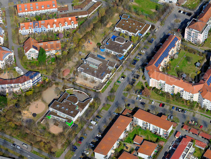 Luftaufnahme Montessori-Kindergarten in Erlangen in Erlangen | Mittelfranken, Bayern