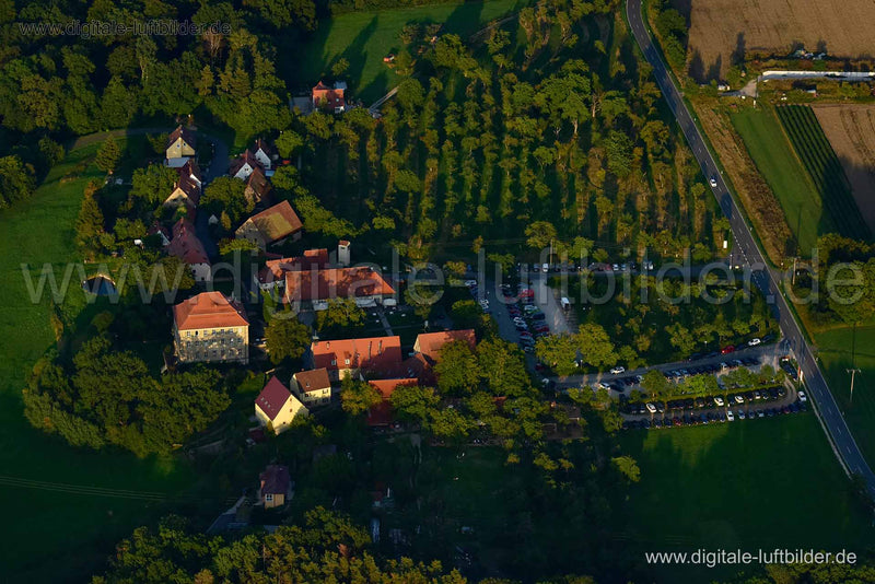 Luftaufnahme Schloss Atzelsberg in Erlangen | Mittelfranken, Bayern