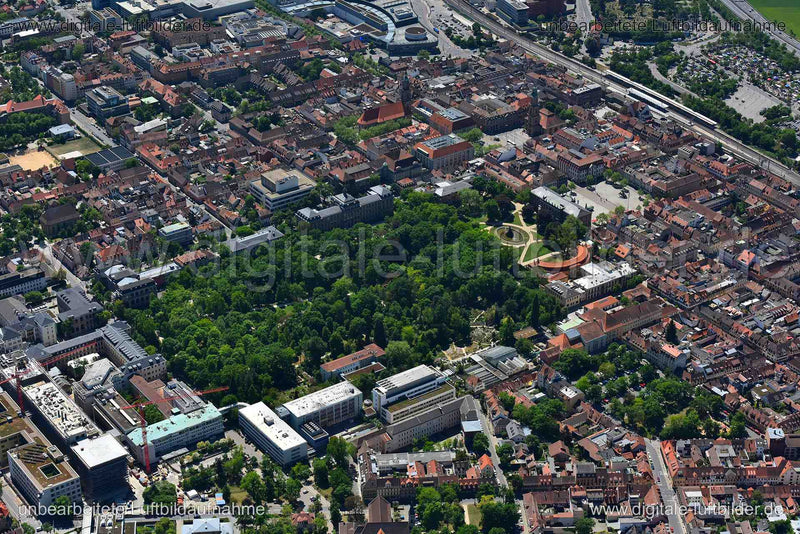 Luftaufnahme Schloss Erlangen in Erlangen | Mittelfranken, Bayern