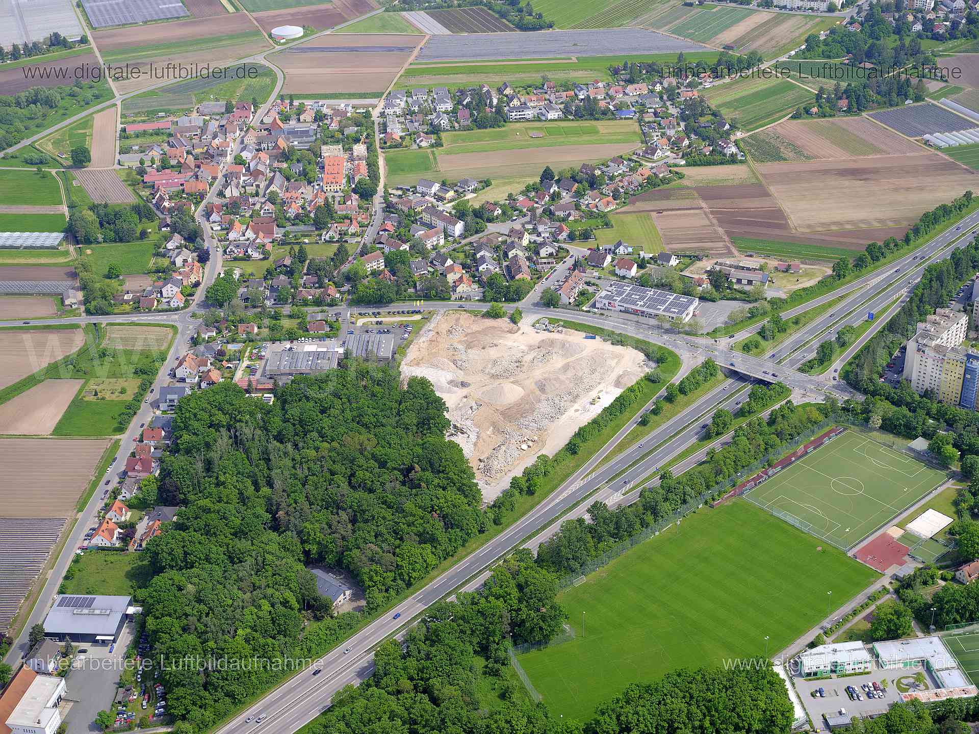 Luftbild - Ronhof, Ort: Fürth, Tags: Ronhof, Baustelle, Großbaustelle, Frankenschnellweg, Autobahn, Autobahn A73, BAB 73, ...
