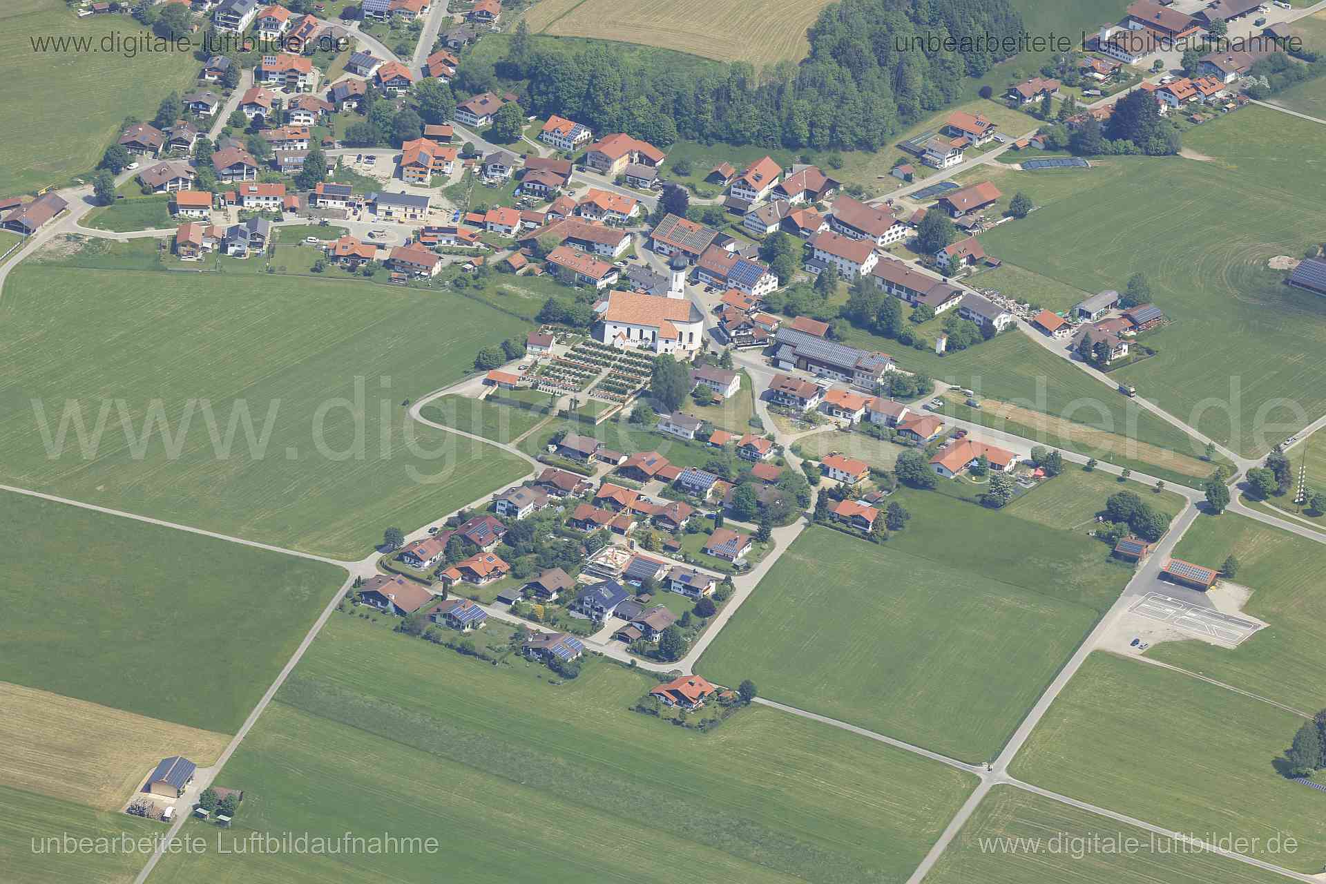 Luftaufnahme Bayerniederhofen in Garmisch-Partenkirchen | Oberbayern, Bayern