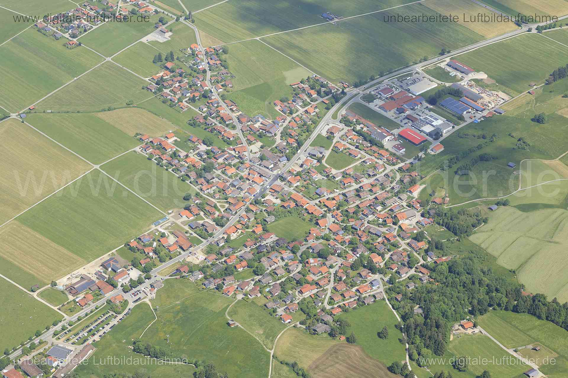 Luftaufnahme Buching in Garmisch-Partenkirchen | Oberbayern, Bayern