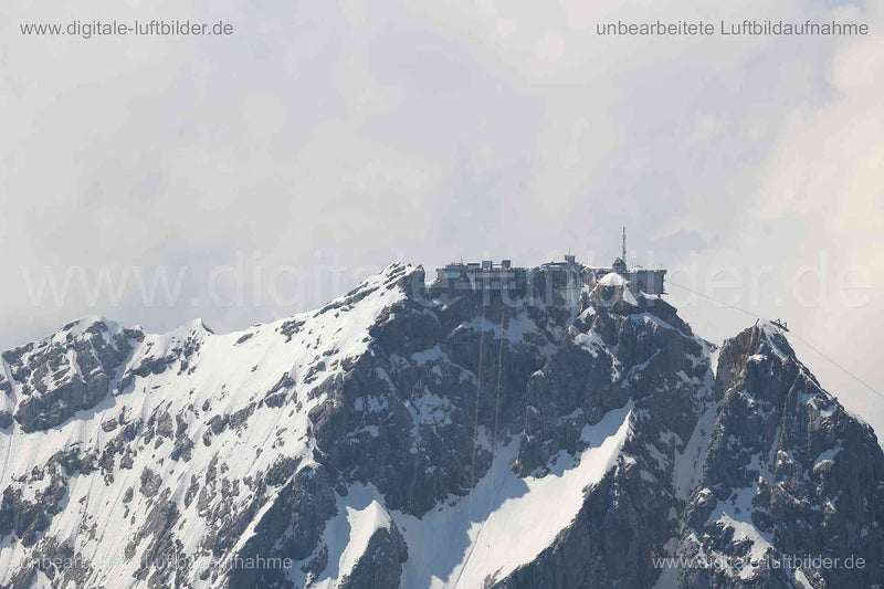 Luftaufnahme Zugspitze in Garmisch-Partenkirchen | Oberbayern, Bayern