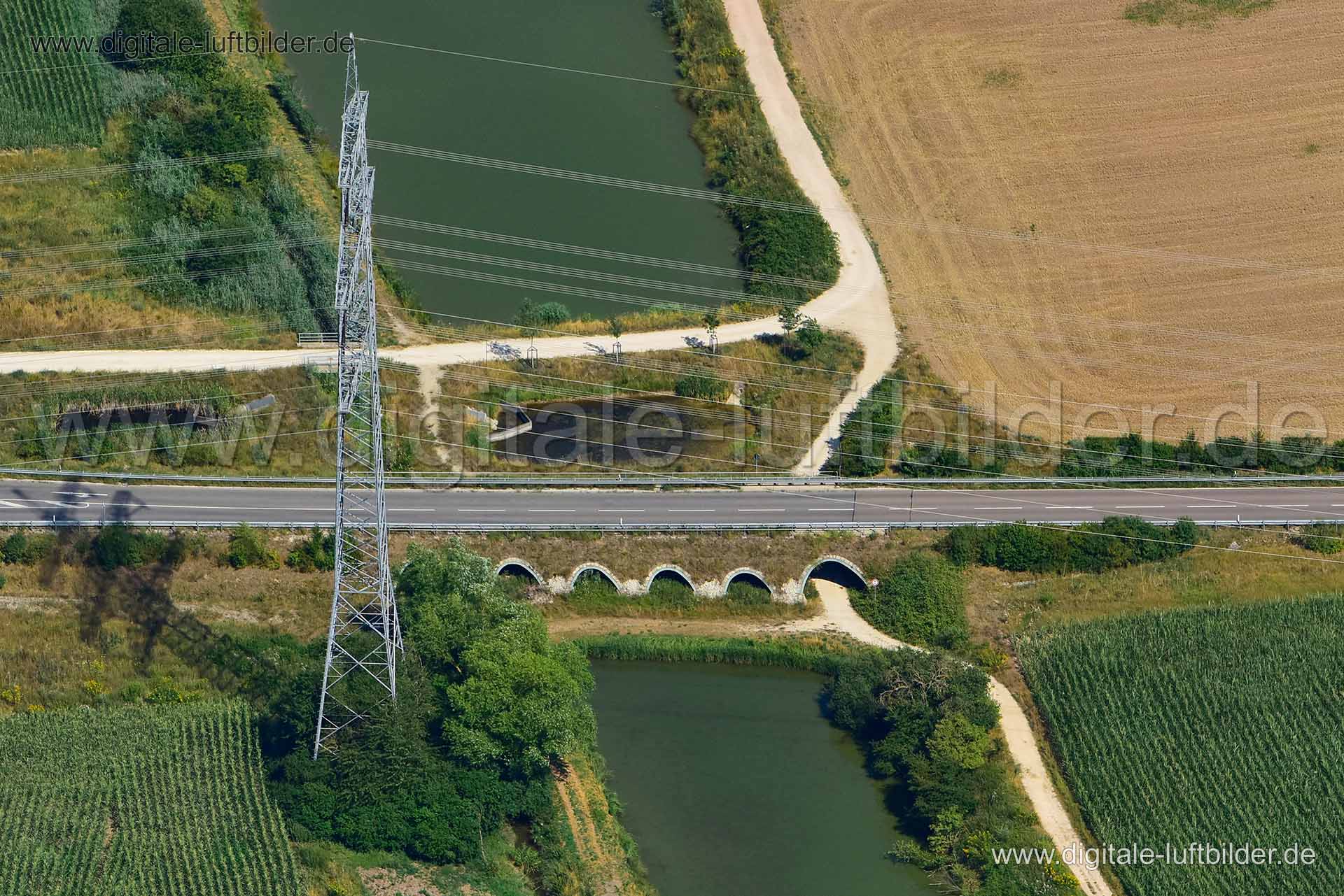 Luftbild Brücke bei Herzogenaurach, Herzogenaurach