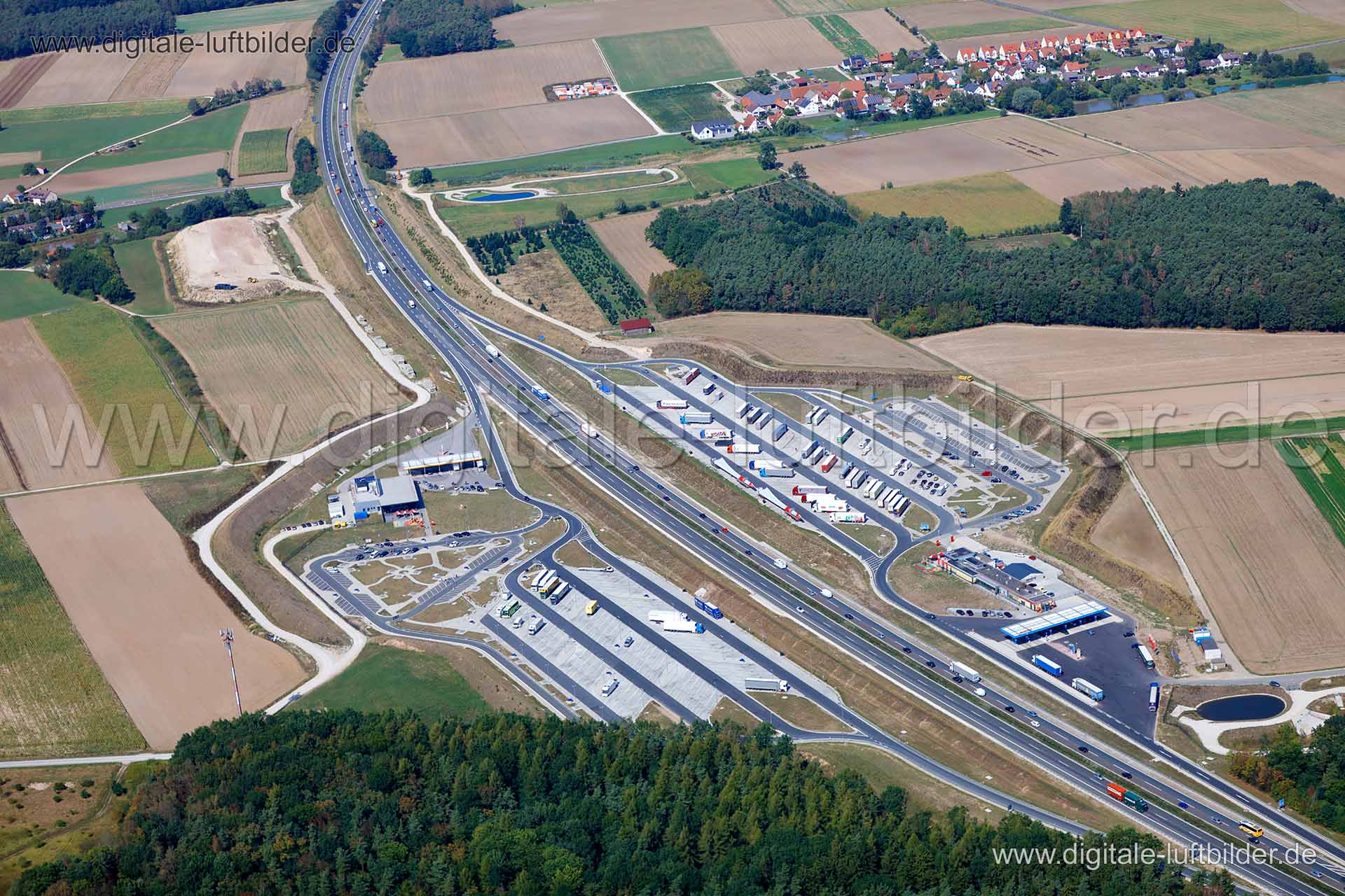 Luftaufnahme Rastplatz in Herzogenaurach | Mittelfranken, Bayern