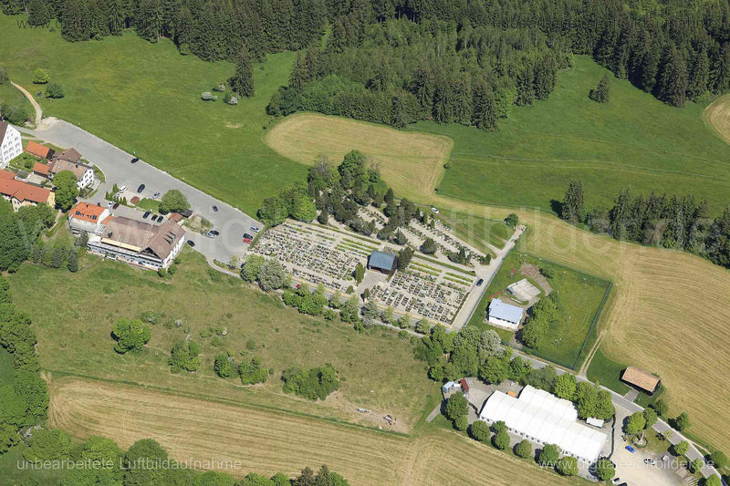 Luftaufnahme Friedhof Höhenspeisenberg in Höhenspeißenberg | Oberbayern, Bayern