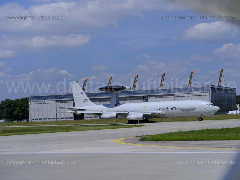 Luftaufnahme Flughafen Ingolstadt in Ingolstadt | Oberbayern, Bayern