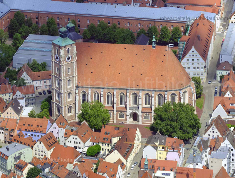 Titel: Liebfrauenmünster, Bildnummer: f483341, Ort / Stadt: Ingolstadt, (Land)Kreis: kreisfreie Stadt Ingolstadt, Regierungsbezirk: Oberbayern, Bundesland: Bayern, Aufnahmedatum: 14.06.2022, Schlagwörter: Luftbild, Luftbilder, Luftbildfotografie, Luftaufnahme, Luftbildaufnahme, Luftfoto, Luftbildarchiv, Luftbildsuche, Vogelperspektive, Vogelansicht, Deutschland, , Liebfrauenmünster, Kirche, Bergbräustraße, Konviktstraße, Monat: Juni, Jahreszeit: Sommer, Tageszeit: Vormittag / Mittag, Jahr: 2022,