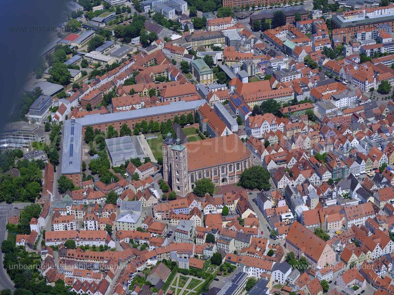 Luftaufnahme Liebfrauenmünster in Ingolstadt | Oberbayern, Bayern