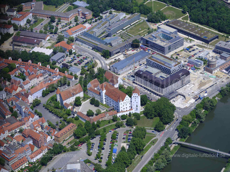 Luftaufnahme Neues Schloss in Ingolstadt | Oberbayern, Bayern