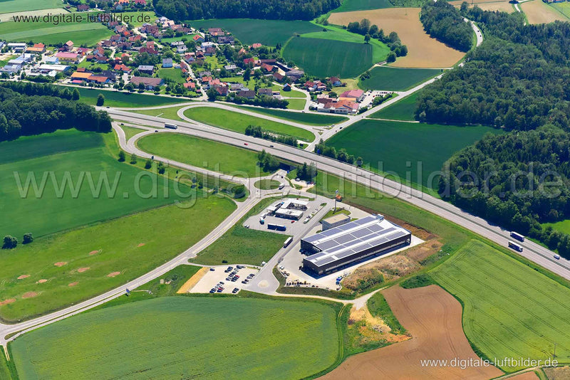 Luftaufnahme Autobahnausfahrt A3 in Laaber | Oberpfalz, Bayern