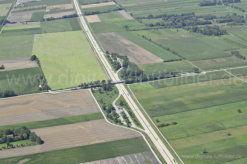 Luftaufnahme Autobahn A92 in Landshut | Niederbayern, Bayern