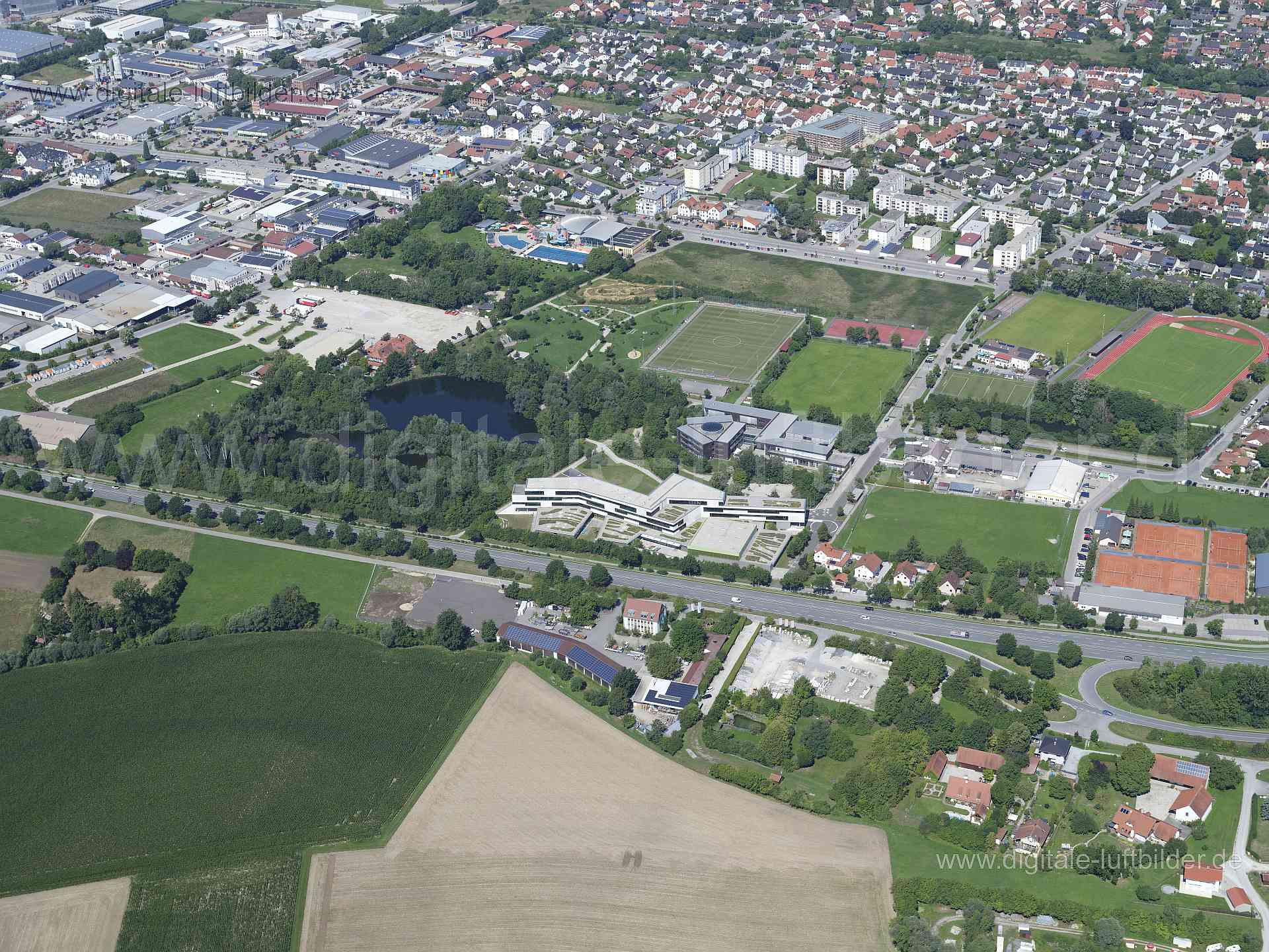 Luftaufnahme Ergolding in Landshut | Niederbayern, Bayern