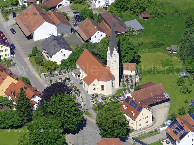 Titel: Kirche, Bildnummer: f481321, Ort / Stadt: Markt Indersdorf, (Land)Kreis: Landkreis Dachau, Regierungsbezirk: Oberbayern, Bundesland: Bayern, Aufnahmedatum: 14.06.2022, Schlagwörter: Luftbild, Luftbilder, Luftbildfotografie, Luftaufnahme, Luftbildaufnahme, Luftfoto, Luftbildarchiv, Luftbildsuche, Vogelperspektive, Vogelansicht, Deutschland, , Kirche, Friedhof, Monat: Juni, Jahreszeit: Sommer, Tageszeit: Vormittag / Mittag, Jahr: 2022, Flug ID: 20220614, Bildstatus: farblich angepasst, Bild