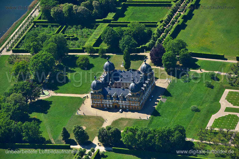 Luftaufnahme Schloss Seehof in Memmelsdorf | Oberfranken, Bayern