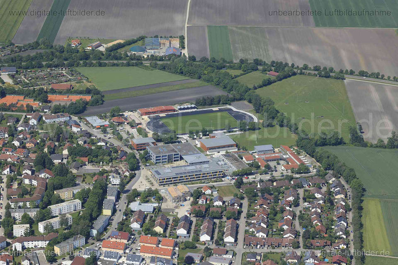 Luftaufnahme Gymnasium Mering in Mering | Schwaben, Bayern