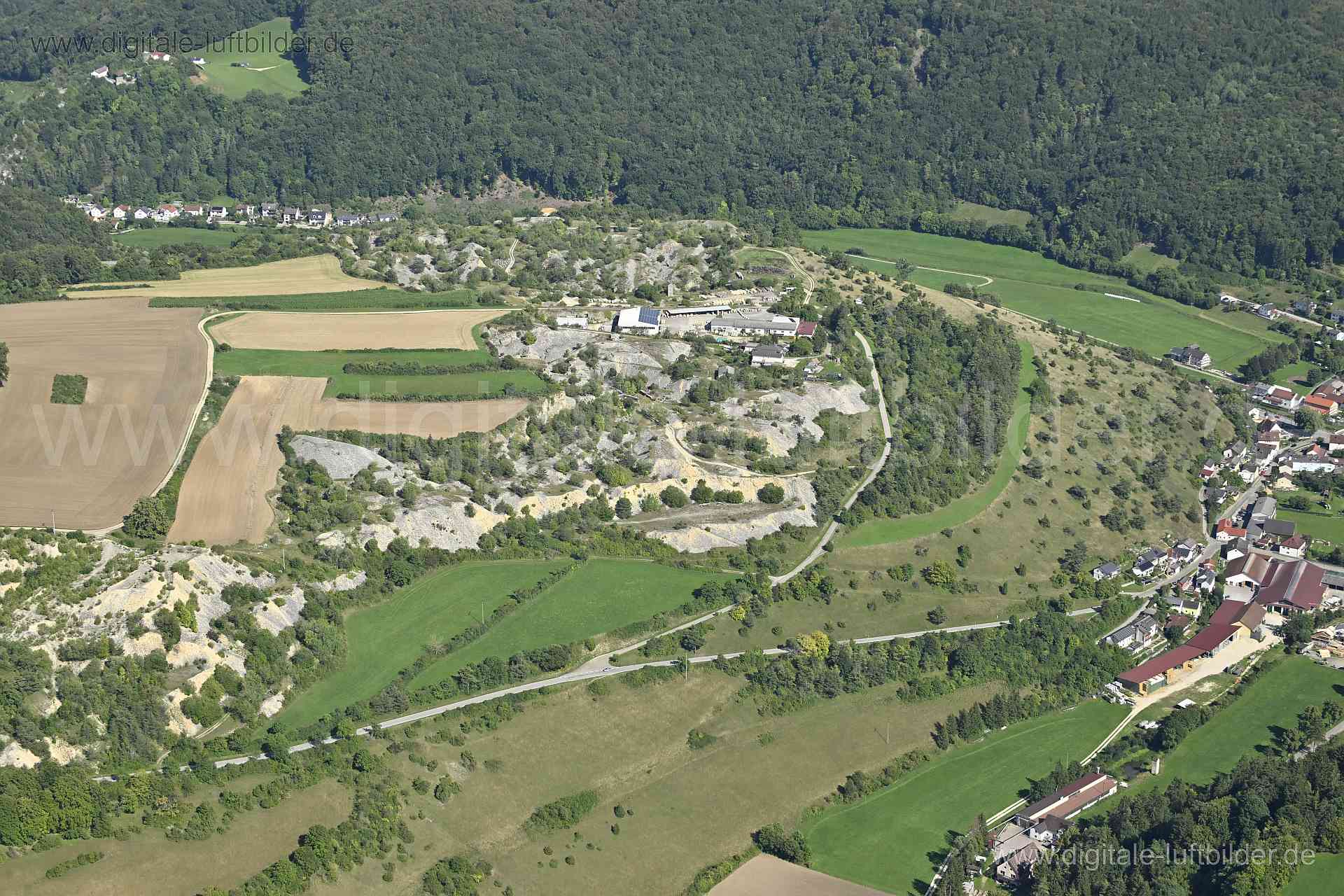 Luftaufnahme Mühlheimer Berg in Mühlheim | Oberbayern, Bayern