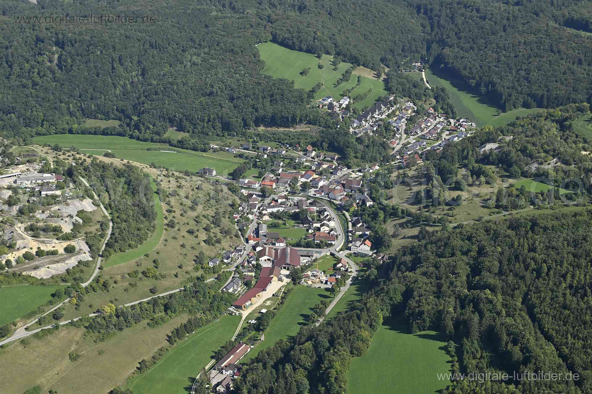 Luftaufnahme Mühlheimer Berg in Mühlheim | Oberbayern, Bayern