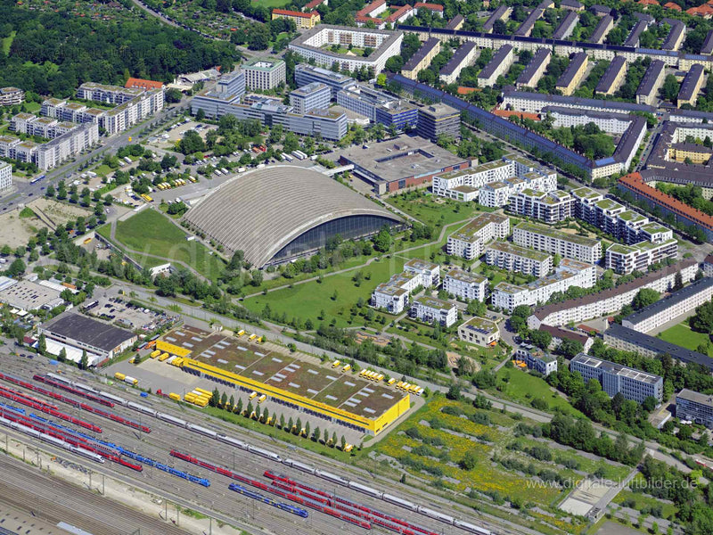 Luftaufnahme DHL Zustellbasis in München | Oberbayern, Bayern