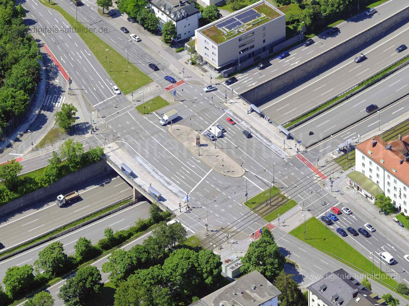 Luftaufnahme Fürstenrieder Straße in München | Oberbayern, Bayern
