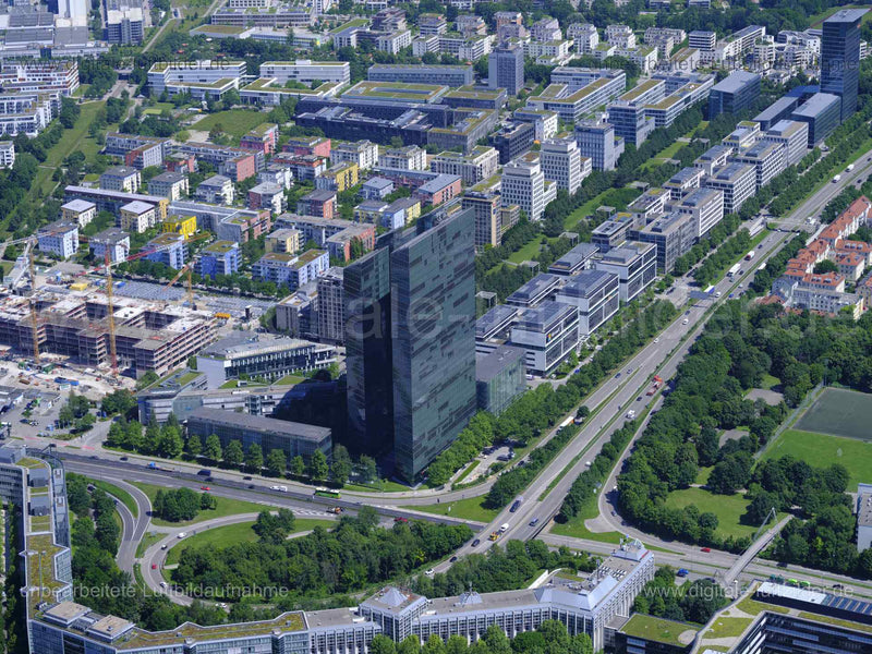 Luftaufnahme Highlight Towers (IBM) in München | Oberbayern, Bayern
