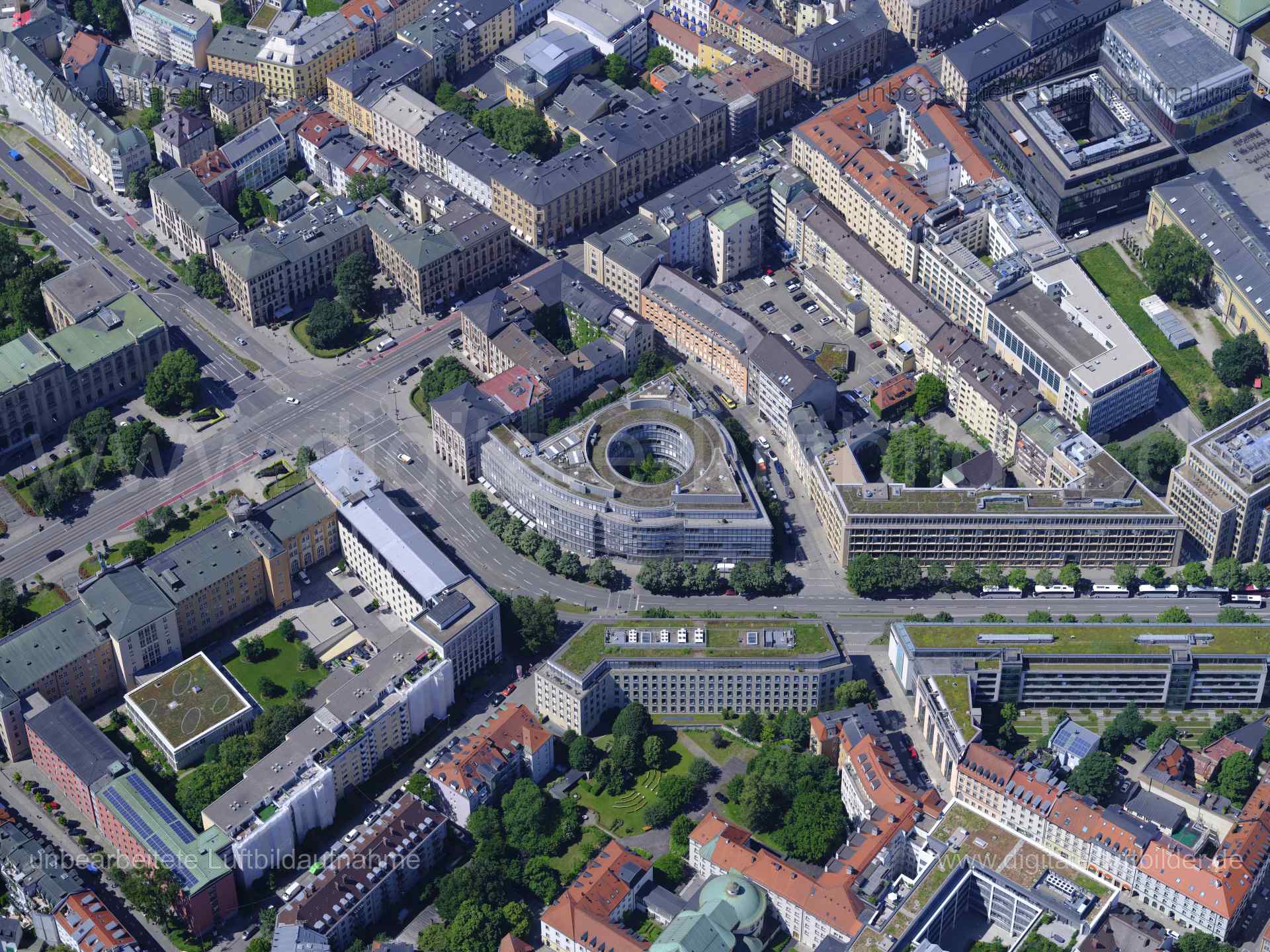 Luftaufnahme Karl-Scharnagl-Ring in München | Oberbayern, Bayern