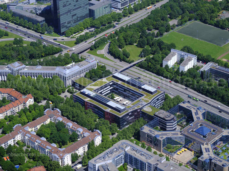 Luftaufnahme Munich RE in München | Oberbayern, Bayern