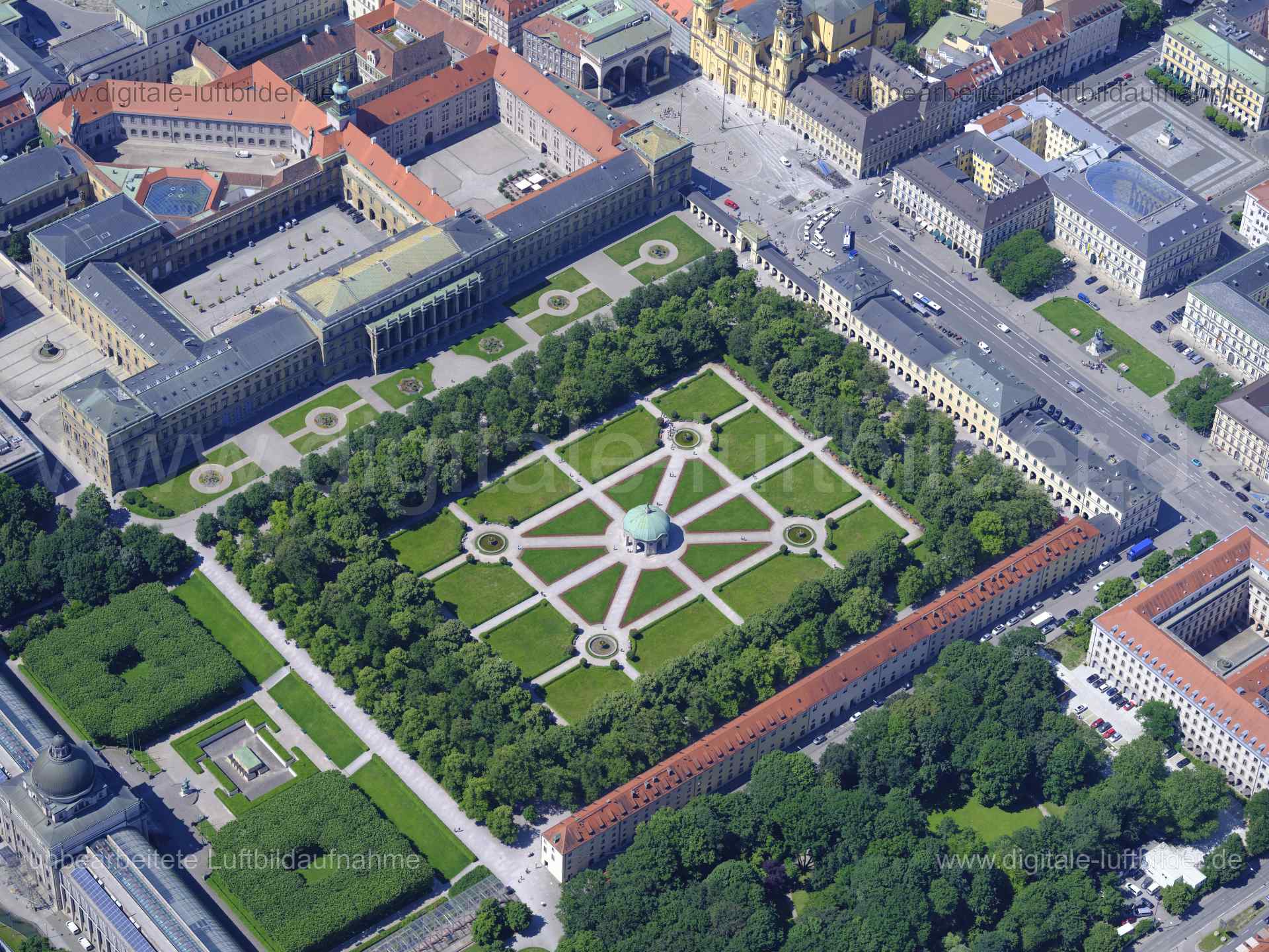 Luftaufnahme Odeonsplatz, Hofgarten in München | Oberbayern, Bayern