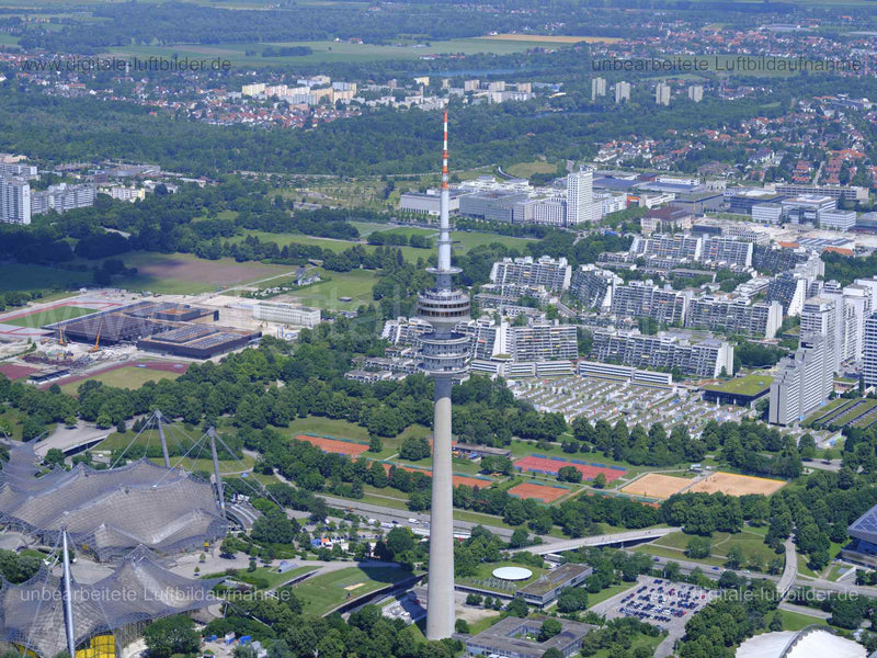 Luftaufnahme Olympiaturm München in München | Oberbayern, Bayern