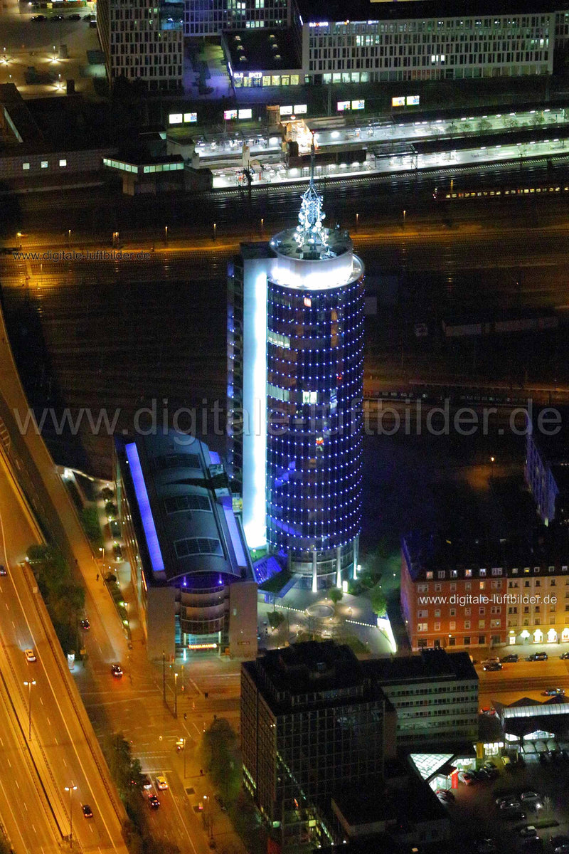 Luftaufnahme Turm in München | Oberbayern, Bayern
