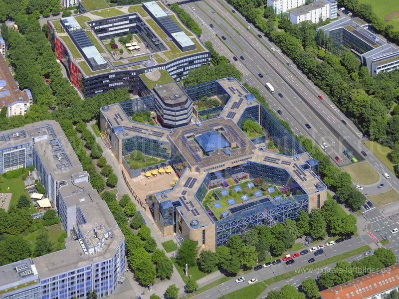 Luftaufnahme U-Bahn Station Nordfriedhof in München | Oberbayern, Bayern