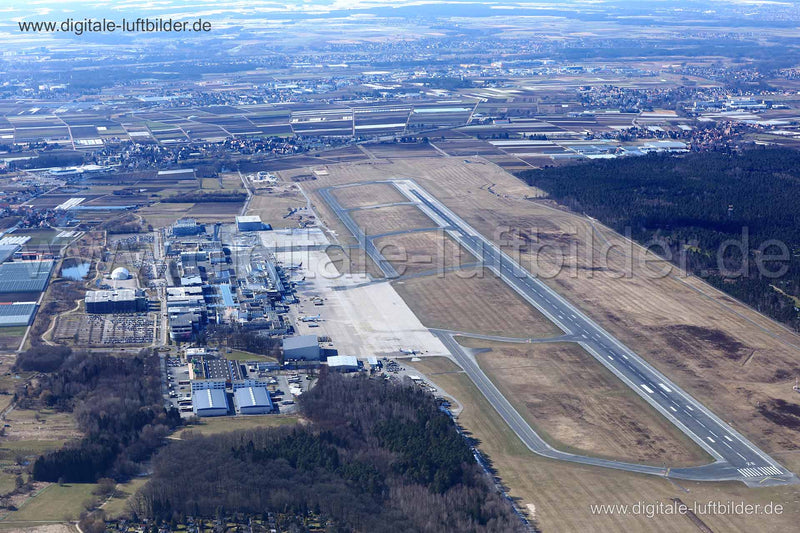 Luftaufnahme Albrecht-Dürer-Airport in Nürnberg | Mittelfranken, Bayern