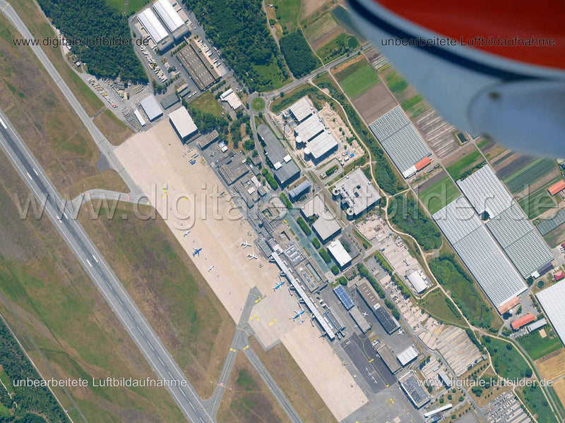 Luftaufnahme Albrecht-Dürer-Airport in Nürnberg | Mittelfranken, Bayern