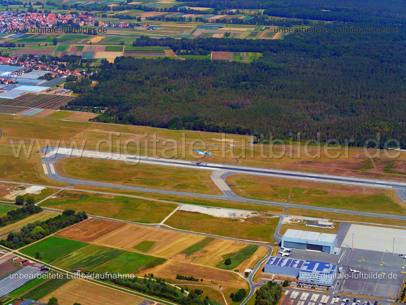 Luftaufnahme Albrecht-Dürer-Airport in Nürnberg | Mittelfranken, Bayern