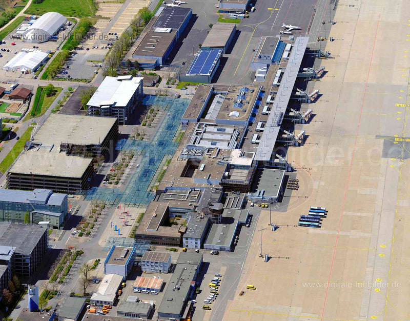 Luftaufnahme Albrecht-Dürer-Airport in Nürnberg | Mittelfranken, Bayern
