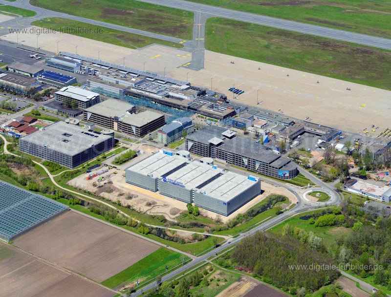 Luftaufnahme Albrecht-Dürer-Airport in Nürnberg | Mittelfranken, Bayern