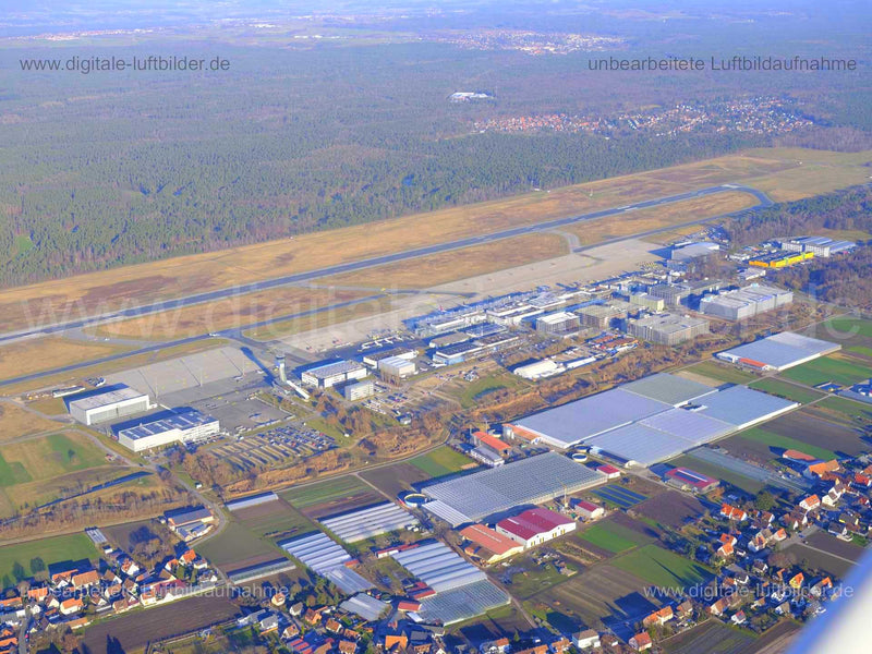 Luftaufnahme Albrecht-Dürer-Airport in Nürnberg | Mittelfranken, Bayern
