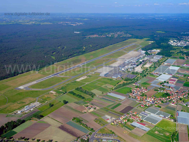 Luftaufnahme Albrecht-Dürer-Airport in Nürnberg | Mittelfranken, Bayern