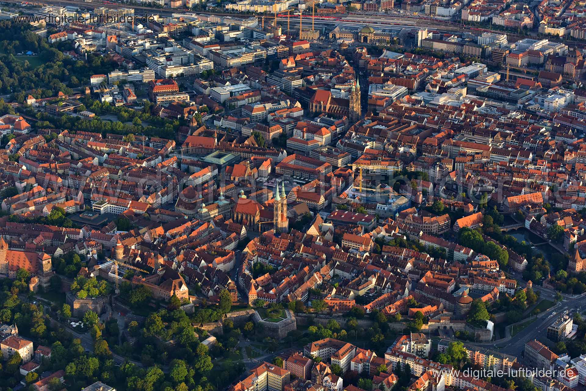 Luftaufnahme Altstadt in Nürnberg | Mittelfranken, Bayern