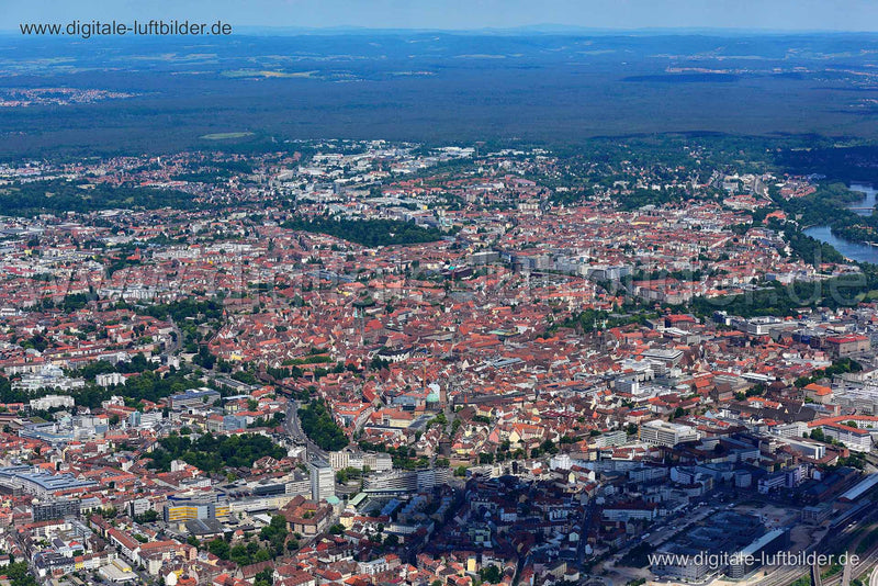 Luftaufnahme Altstadtpanorama in Nürnberg | Mittelfranken, Bayern