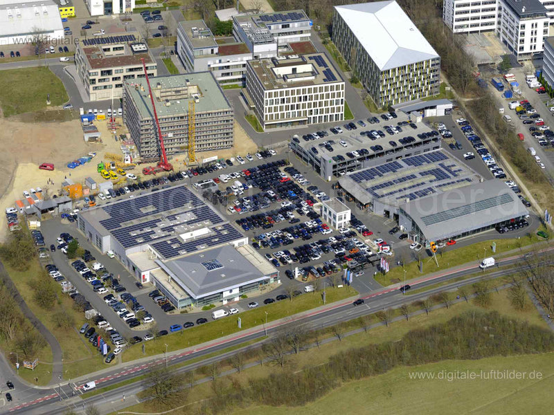 Titel: Autohaus Feser-Graf, Bildnummer: f472191, Ort / Stadt: Nürnberg, (Land)Kreis: kreisfreie Stadt Nürnberg, Regierungsbezirk: Mittelfranken, Bundesland: Bayern, Aufnahmedatum: 28.03.2022, Schlagwörter: Luftbild, Luftbilder, Luftbildfotografie, Luftaufnahme, Luftbildaufnahme, Luftfoto, Vogelperspektive, Vogelansicht, Deutschland, Autohaus Feser-Graf, Autohaus, Marienbergstraße, Monat: März, Jahreszeit: Frühling, Tageszeit: Mittag / Nachmittag, Jahr: 2022, Flug ID: 20220328, Bildstatus: farbli