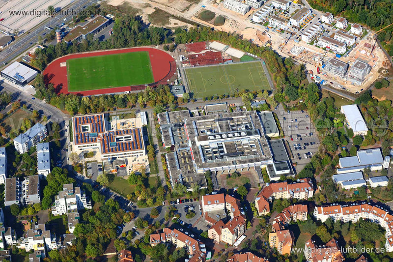 Luftaufnahme Bertolt-Brecht-Schule in Nürnberg | Mittelfranken, Bayern
