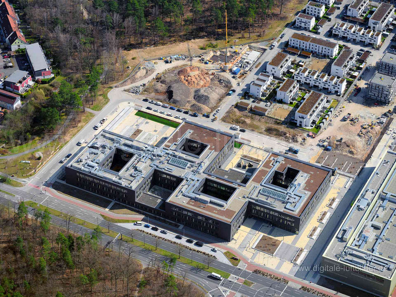 Luftaufnahme Bertolt-Brecht-Schule in Nürnberg | Mittelfranken, Bayern