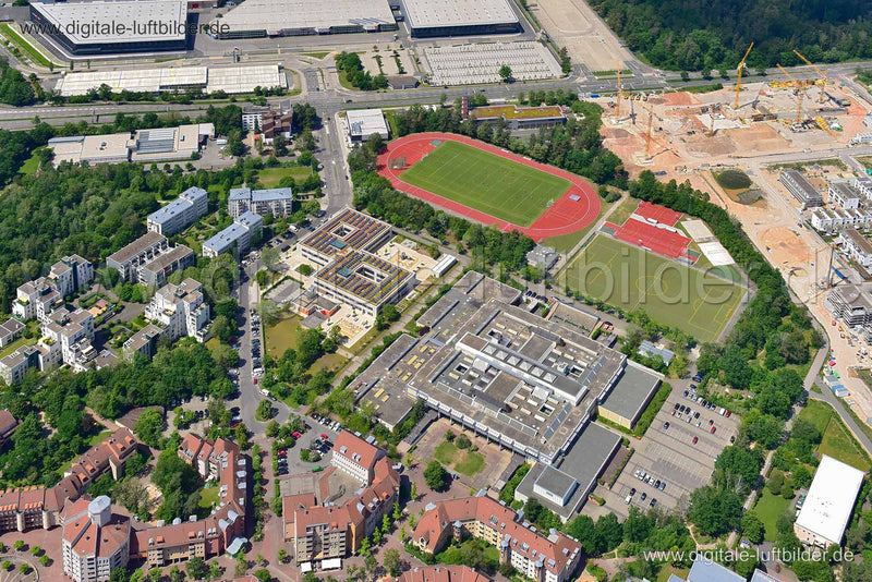 Luftaufnahme Bertolt-Brecht-Schule in Nürnberg | Mittelfranken, Bayern