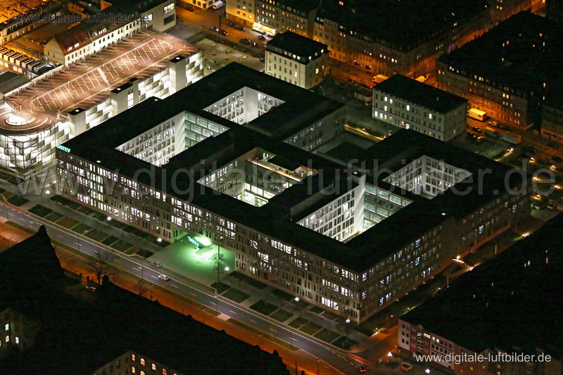 Titel: Datev, Bildnummer: bb88710, Ort / Stadt: Nürnberg, (Land)Kreis: kreisfreie Stadt Nürnberg, Regierungsbezirk: Mittelfranken, Bundesland: Bayern, Aufnahmedatum: 22.12.2015, Schlagwörter: Luftbild, Luftbilder, Luftbildfotografie, Luftaufnahme, Luftbildaufnahme, Luftfoto, Vogelperspektive, Vogelansicht, Deutschland, Schräg- und Senkrecht-Luftaufnahmen, Orthofotografie, Datev, Fürther Straße, Parkhaus, Feuerleinstraße, Mendelstraße, Paumgartnerstraße, Adam-Klein-Straße, Gostenhof, Architektur,