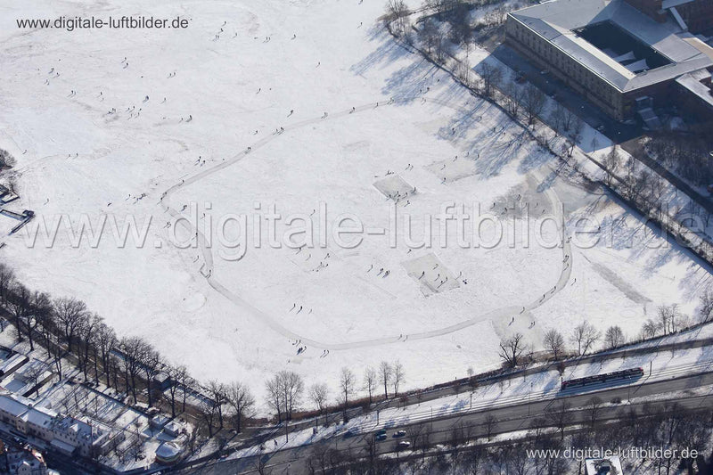 Luftaufnahme Dutzendteich im Winter in Nürnberg | Mittelfranken, Bayern