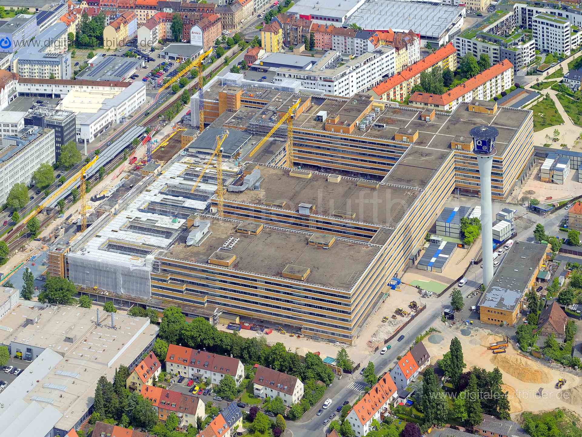 Luftbild - ehem. Quelle, Ort: Nürnberg, Tags: ehem. Quelle, Eberhardshof, Baustelle, Großbaustelle, Kran, Kräne, Gerüst, G...